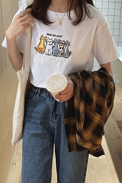 Ženska ležerna majica s vezom i ovalnim izrezom