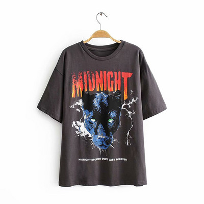 Γυναικεία μπλούζα σε μαύρο χρώμα και απλικέ χρώμα