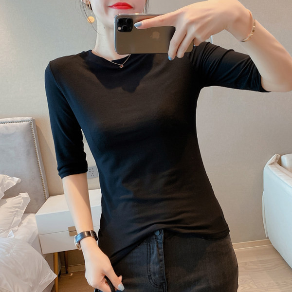 Običan model ženske bluze sa 3/4 rukavima u tri boje