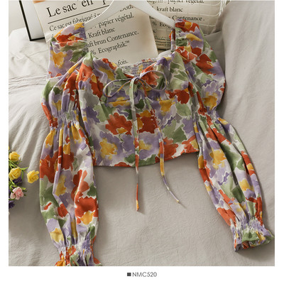 Γυναικεία μπλούζα με κορδόνια και μοτίβα λουλουδιών