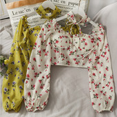 Kratka ženska bluza sa širokim rukavima i vezicama