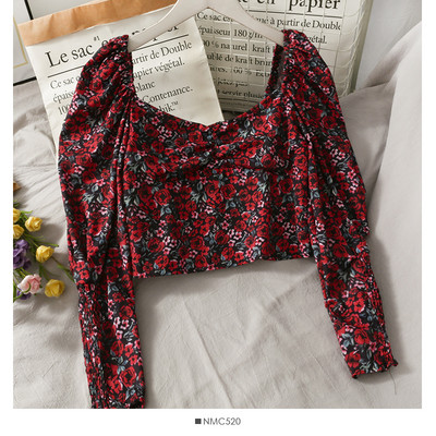 Μοντέρνα γυναικεία μπλούζα με μοτίβα λουλουδιών