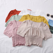 Novi model ženske bluze četvrtastog izreza i kratkih rukava