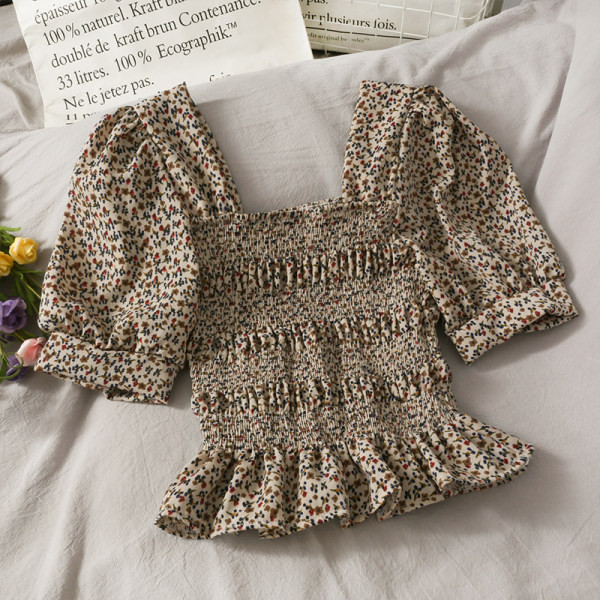 Moteriška palaidinė su gėlių motyvais ir plačiomis rankovėmis