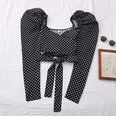 Novi model ženske bluze na točkice sa špic izrezom