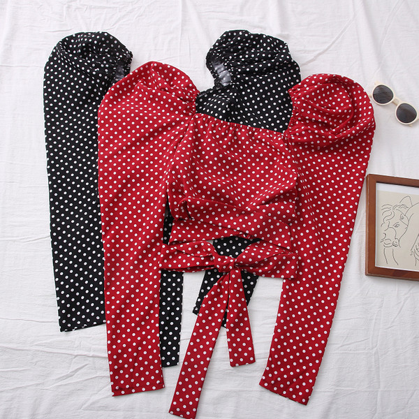 Novi model ženske bluze na točkice sa špic izrezom