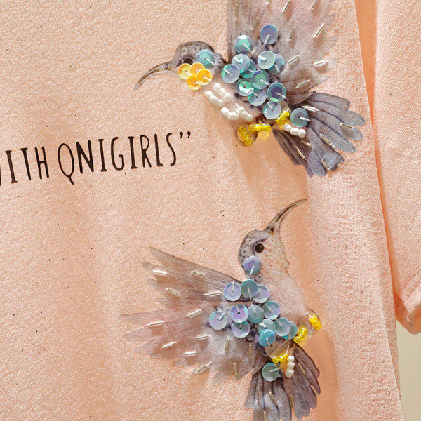 Ženska majica sa šljokicama i perlicama u boji