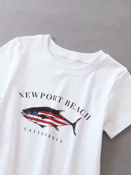 Κοντό μπλουζάκι με έγχρωμη εκτύπωση