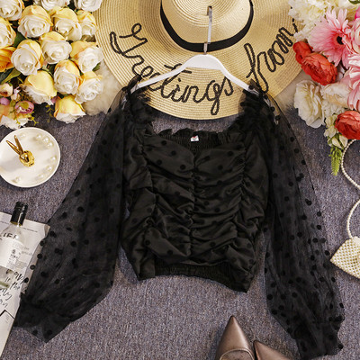 Moderna ženska bluza na točkice s četvrtastim izrezom