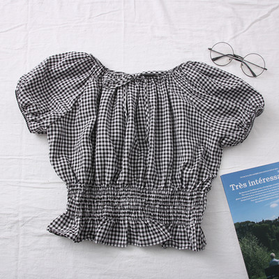 Ležerna ženska karirana bluza s ovalnim izrezom