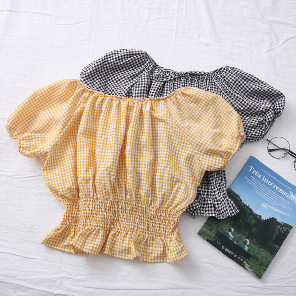 Ležerna ženska karirana bluza s ovalnim izrezom