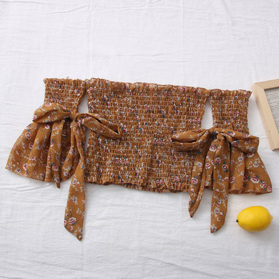 Γυναικεία μπλούζα με μανίκια λωτού και γυμνούς ώμους