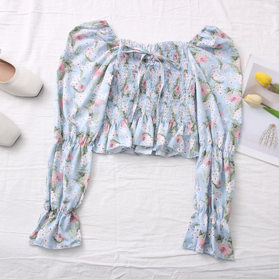 Μοντέρνα γυναικεία μπλούζα - με κορδόνια και ντεκολτέ βάρκα