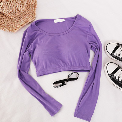 Γυναικεία μπλούζα με οβάλ ντεκολτέ και μακριά μανίκια