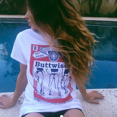 Aktuelna ženska majica sa zanimljivim printom