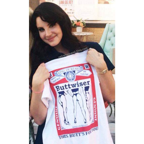 Aktuelna ženska majica sa zanimljivim printom