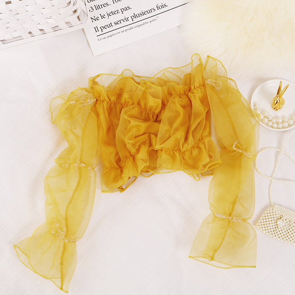 Κοντή γυναικεία μπλούζα με μανίκια από τούλι