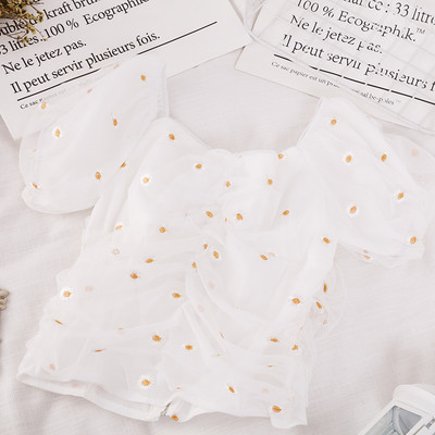 Novi model ženske majice sa vezom i kratkim rukavima