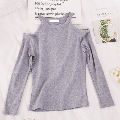 Γυναικεία μπλούζα με γυμνούς ώμους και μακριά μανίκια