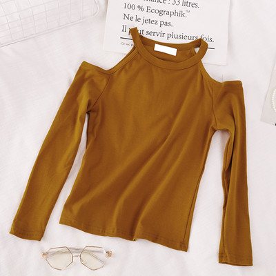 Γυναικεία μπλούζα με γυμνούς ώμους και μακριά μανίκια