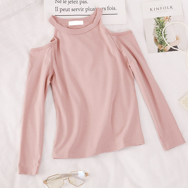 Γυναικεία μπλούζα με γυμνούς ώμους και μακριά μανίκια