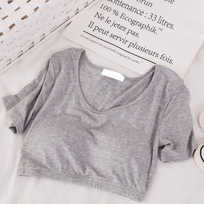 Κοντό γυναικείο μπλουζάκι με στρογγυλή λαιμόκοψη