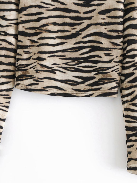 Κοντή  μπλούζα με άνιμαλ μοτίβο