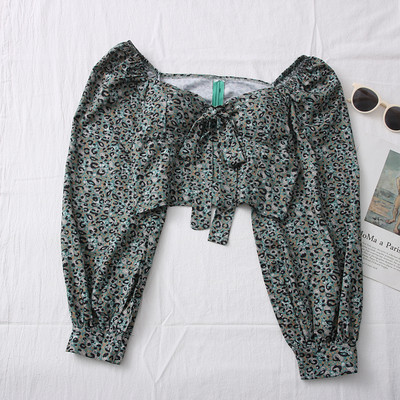 Novi model ženske bluze sa životinjskim uzorkom i lađa izrezom