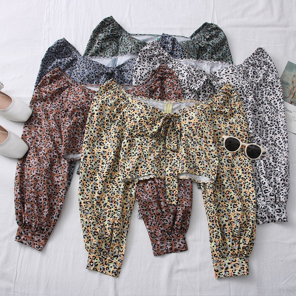 Novi model ženske bluze sa životinjskim uzorkom i lađa izrezom