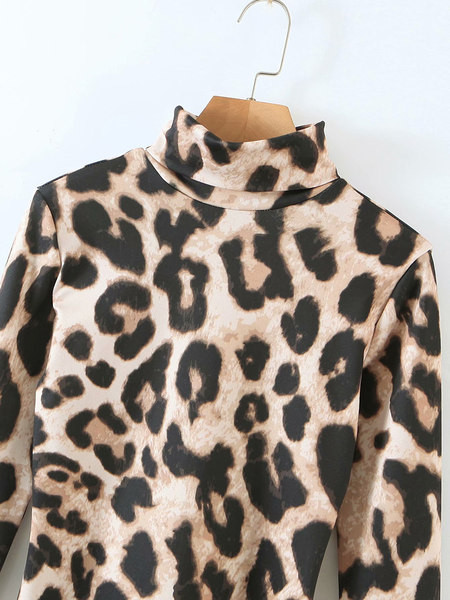 Γυναικεία μπλούζα με άνιμαλ πριντ