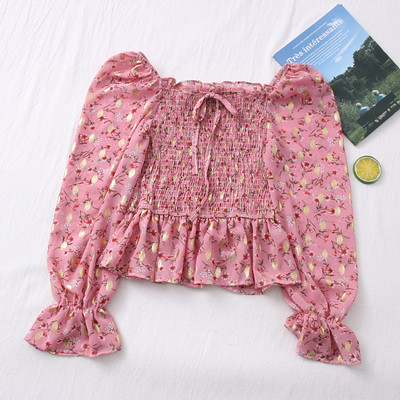 Μοντέρνα γυναικεία μπλούζα με μανίκια λωτού και ντεκολτέ