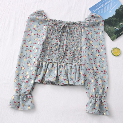 Μοντέρνα γυναικεία μπλούζα με μανίκια λωτού και ντεκολτέ