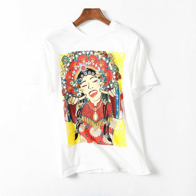 Γυναικείο μπλουζάκι με εφαρμογή χρώματος σε λευκό χρώμα