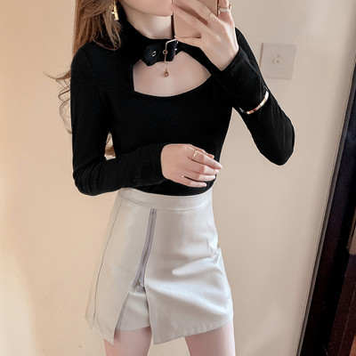 Moderna ženska bluza sa izrezom i kopčom