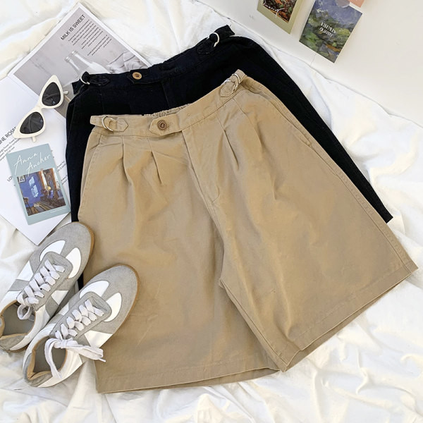 Ženske kratke hlače na kopčanje i visokog struka