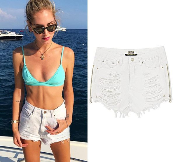 Μοντέρνα γυναικεία τζιν με φερμουάρ και κρόσσια