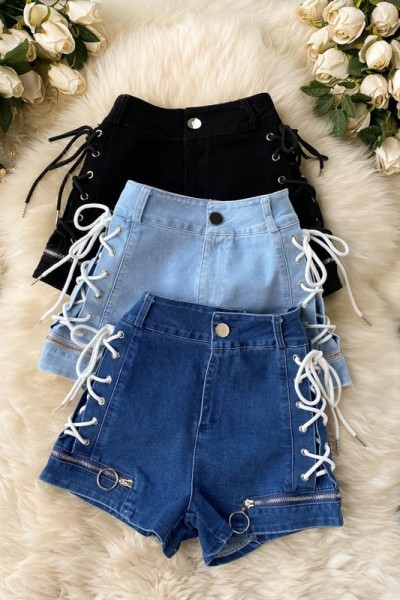 Novi model ženskih kratkih hlača sa visokim strukom