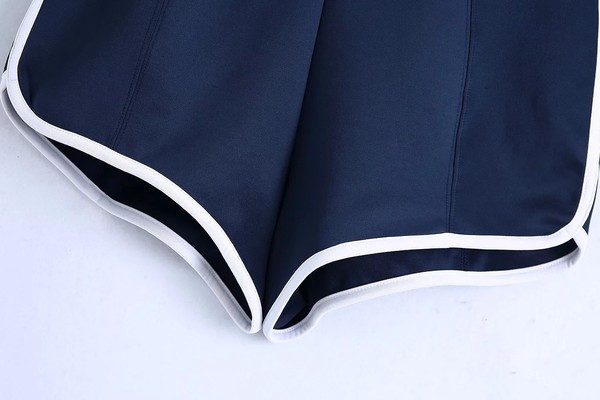 Γυναικεία σορτς με μπλε χρώμα