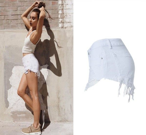 Κοντό λευκό τζιν με σκισμένα μοτίβα