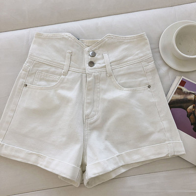 Γυναικεία κοντή τζιν με ψηλή μέση - σε λευκό και μαύρο χρώμα