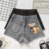 Κοντό τζιν μοντέρνο γυναικείο με απλικέ και ψηλή μέση