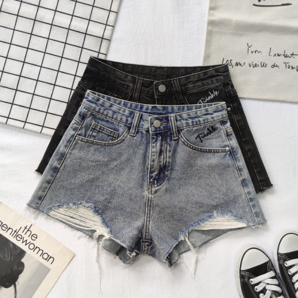 Κοντό τζιν μοντέρνο γυναικείο με απλικέ και ψηλή μέση