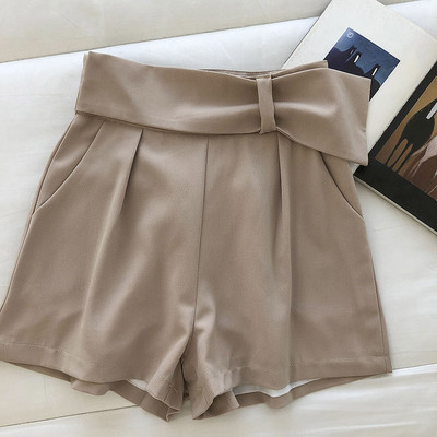 Šortai su diržu ir aukštu juosmeniu