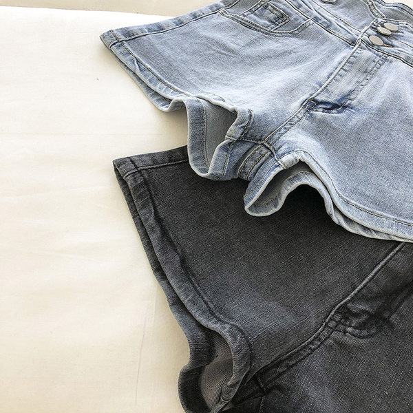 Νέο μοντέλο κοντό γυναικείο τζιν με κουμπιά και ψηλή μέση