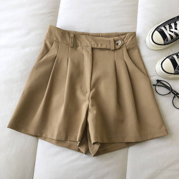 Νέο μοντέλο γυναικεία σορτς με ψηλή μέση και κουμπί