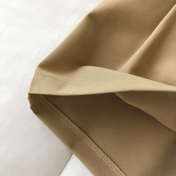 Νέο μοντέλο γυναικεία σορτς με ψηλή μέση και κουμπί