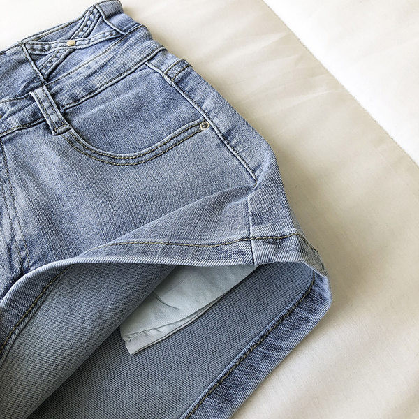 Κοντό τζιν γυναικείο με κουμπιά