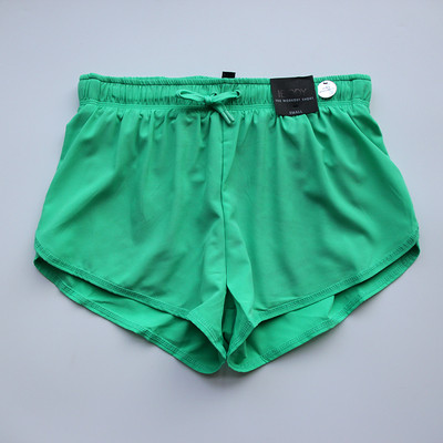 Novi model ženskih kratkih hlačica - pogodnih za sport