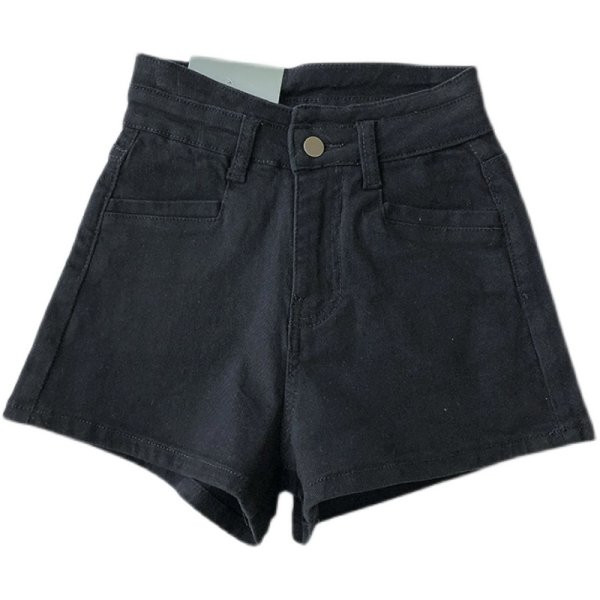 Ženske kratke traperice u bijeloj i crnoj boji