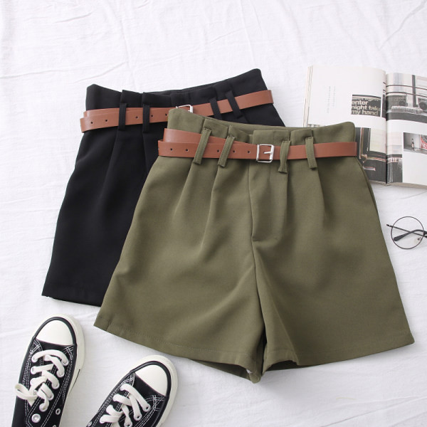 Moderne ženske kratke hlače s remenom visokog struka